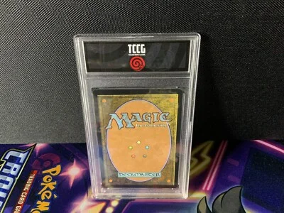 2015 Pikachu Illustrator Card